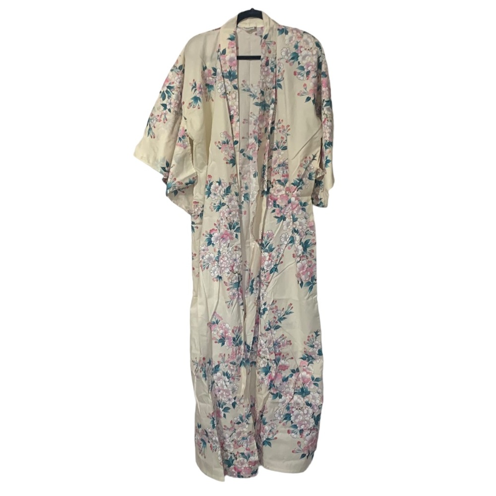 Smithsonian Institution Made in Japan Floral Kimono Sz L